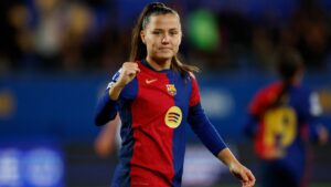 El Barcelona golea al Real Madrid y llega a 15 victorias consecutivas en el Clásico femenil