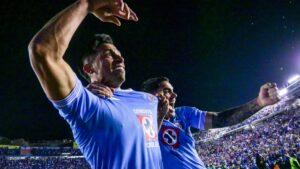 ¡Una remontada inolvidable! Cruz Azul revierte una diferencia de tres goles por primera vez en su historia