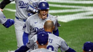 Los Dodgers se reparten más de 46 millones de dólares del fondo de la MLB tras ser campeones de la Serie Mundial