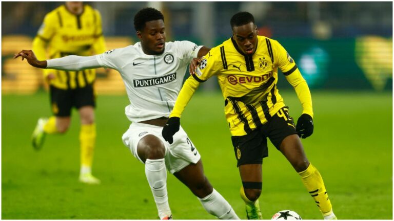 Borussia Dortmund vence con mucho sufrimiento al Sturm Graz