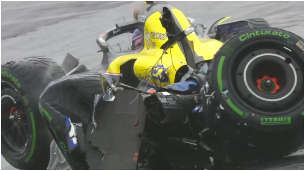 El accidente de Alex Albon en el GP de Brasil | Captura de Pantalla