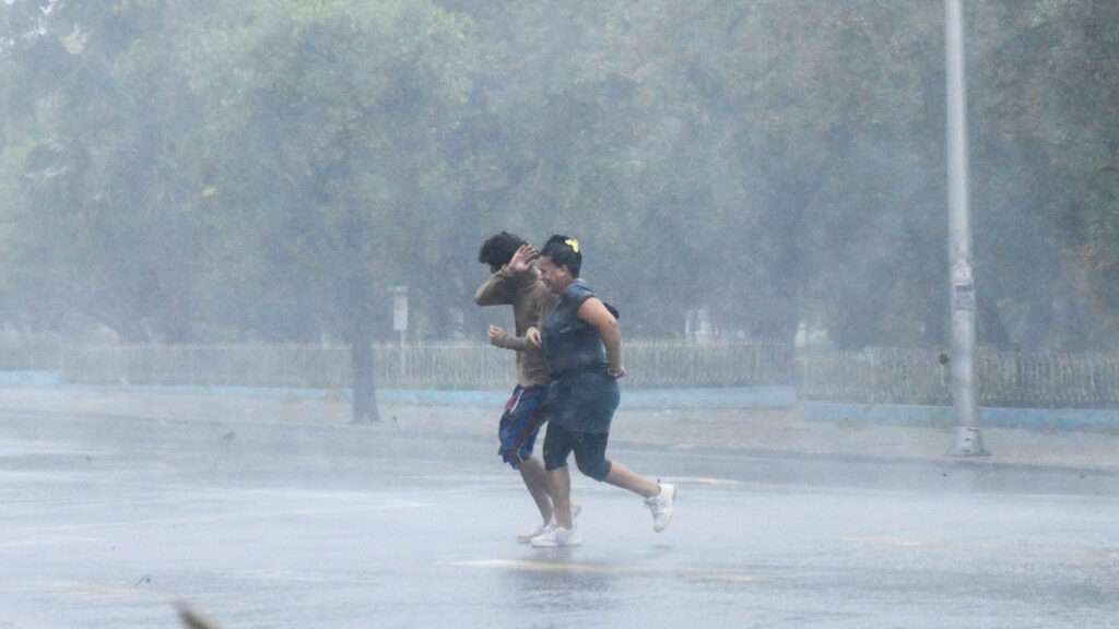 El ciclón comba podría afectar a alrededor de siete millones de personas | Reuters