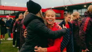 ¡Ana María Guzmán debuta oficialmente con el Bayern Munich!