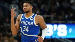 Antetokounmpo consigue un nuevo triple-doble y los Bucks firman su sexta victoria consecutiva