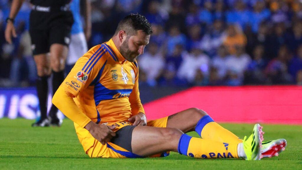 André-Pierre Gignac se lesionó en el Cruz Azul vs Tigres