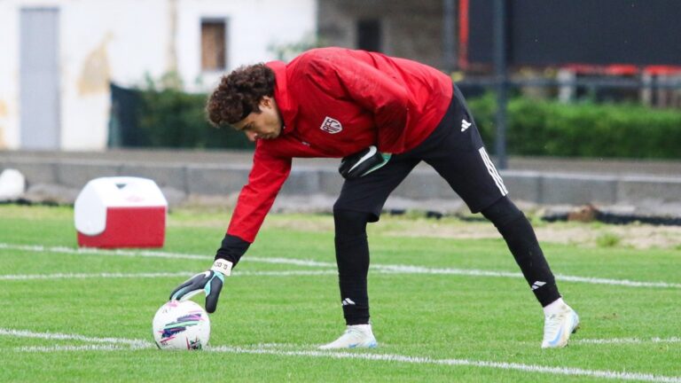 Guillermo Ochoa y el AVS suman una nueva derrota ante el Famalicão en un duelo lleno de goles