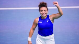 Italia remonta a Japón y alcanza las semifinales de la Copa Billie Jean King