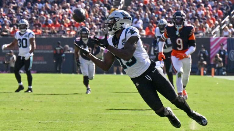 Nuevo WR para los Dallas Cowboys: Jonathan Mingo llega en cambio con Carolina Panthers