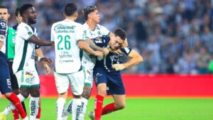 Lucas Ocampos se pierde los cuartos de final; se va suspendido dos partidos