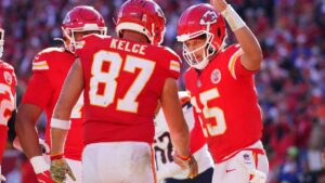 Las casas de Patrick Mahomes y Travis Kelce sufrieron robo tras un juego de los Chiefs