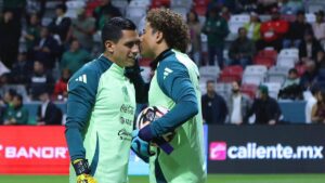 ¿Memo Ochoa aconseja a Luis Ángel Malagón?