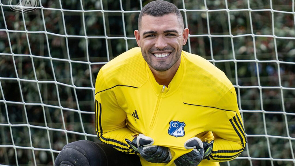 Álvaro Montero, en un entrenamiento de Millonarios. - @MillosFCoficial.