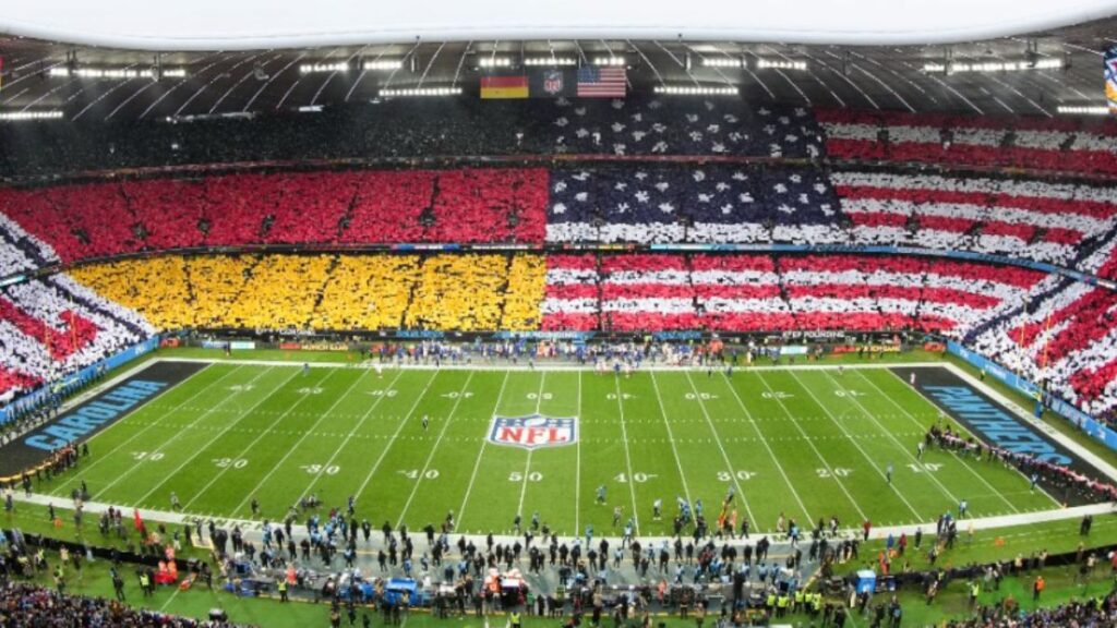 La NFL se presentó en Alemania y el público europeo recibió a los equipos muy al estilo fútbol: Mosaico de todo el estadio