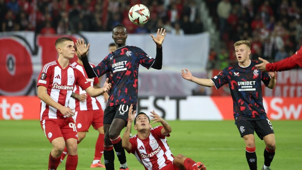 Olympiacos y Rangers igualan 1-1 con lo que se mantienen en la lucha por la clasificación directa a la siguiente fase de la Europa League.