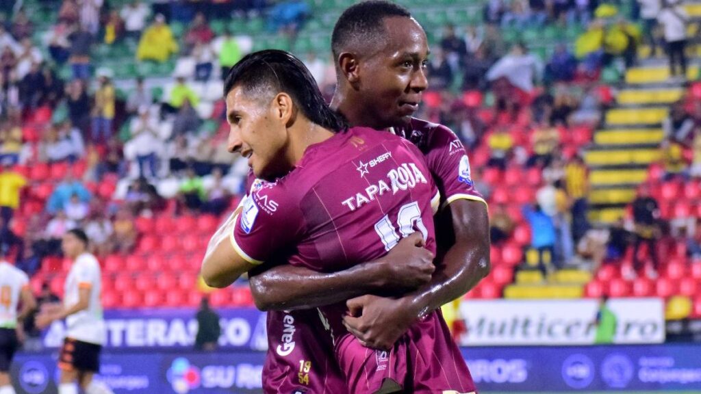 Deportes Tolima vs Envigado / Vizzor