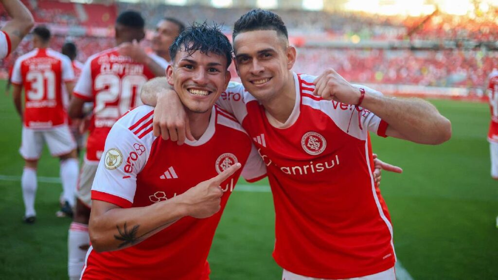 Los goles de los colombianos, abrió la cuenta Rafael Santos Borré / Foto: SC Internacional