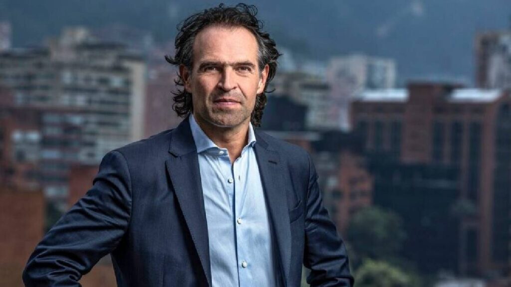 Federico Gutiérrez, alcalde de Medellín, rechaza la sanción contra Efraín Juárez