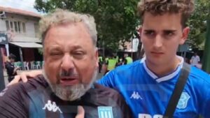 ¿Y cómo no amarlo? Juan Fernando Quintero le regala boletas a padre e hijo de Racing