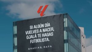 LaLiga se rinde a Nadal: “Si algún día vuelves a nacer, ojalá te hagas futbolista. Gracias, Rafa”