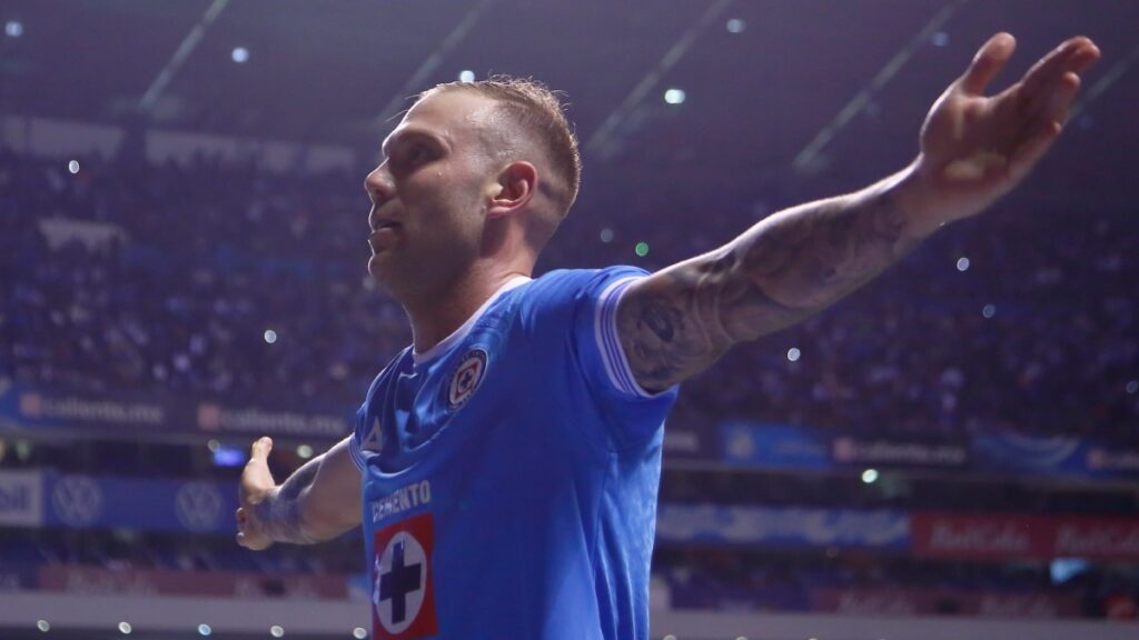 Rotondi y Cruz Azul esperan rival para la Liguilla | Imago7