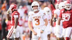 Quinn Ewers y la defensiva de Texas dan el golpe y se imponen a Arkansas