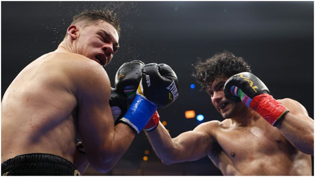 Zurdo Ramírez vence a Billam-Smith, en Arabia Saudita | X: @GoldenBoyBoxing