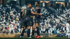 Al Ain viene de atrás y con hat trick de Fo doh Laba le da la vuelta al Al Jazira