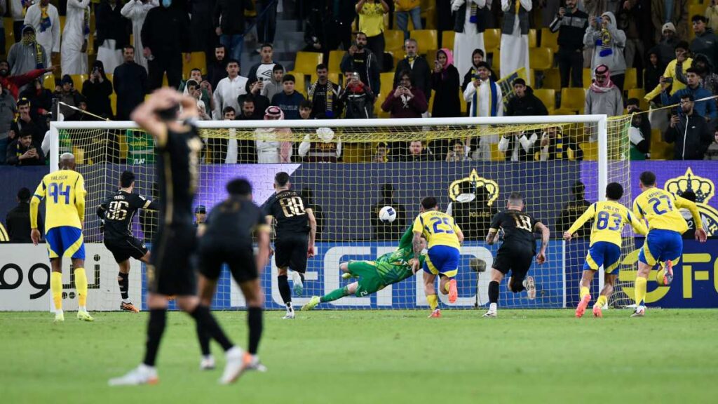 Al Nassr no contó con Cristiano Ronaldo lo que pesó en el equipo saudí que cayó ante el Al Sadd de Qatar en la Champions League de Asia.