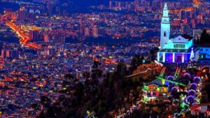 ¿Cuánto cuesta visitar los alumbrados en Monserrate? Detalles de precios y horarios en diciembre 2024