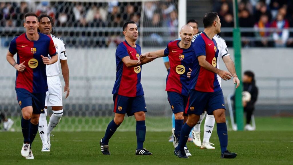 El Barcelona derrotó al Real Madrid en el Clásico de Leyendas disputado en Tokio, mismo, que sirvió de despedida para Iniesta