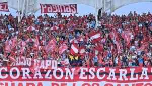 Hinchas visitan el entrenamiento del América y le dejan mensaje claro a los jugadores