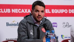 Nicolás Larcamón es presentado como nuevo director técnico de los Rayos del Necaxa