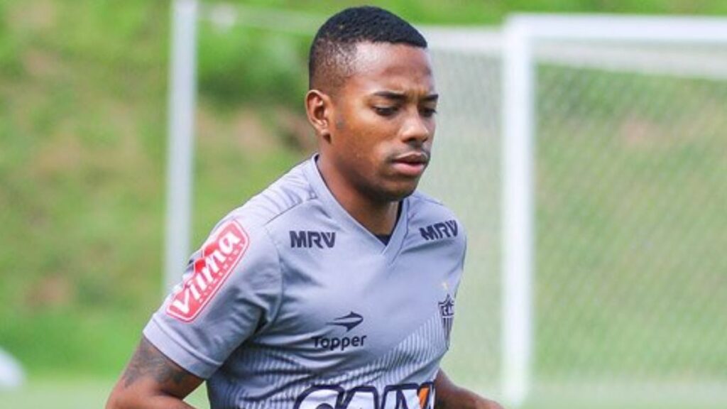 Robinho pasará Navidad en la cárcel; le niegan permiso especial