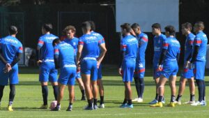 Chivas inicia pretemporada ya bajo el mando de Óscar García Junyent y con refuerzos del campeón Tapatío