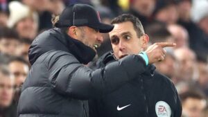 La Premier League despide al árbitro que insultó al Liverpool y llamó a Klopp “maldito arrogante”