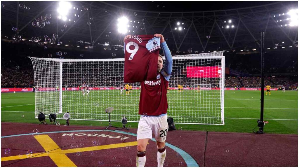 El homenaje del West Ham a Michail Antonio | Reuters