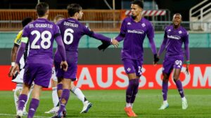 Fiorentina aplasta al LASK Linz y sube al segundo lugar de la UEFA Conference League