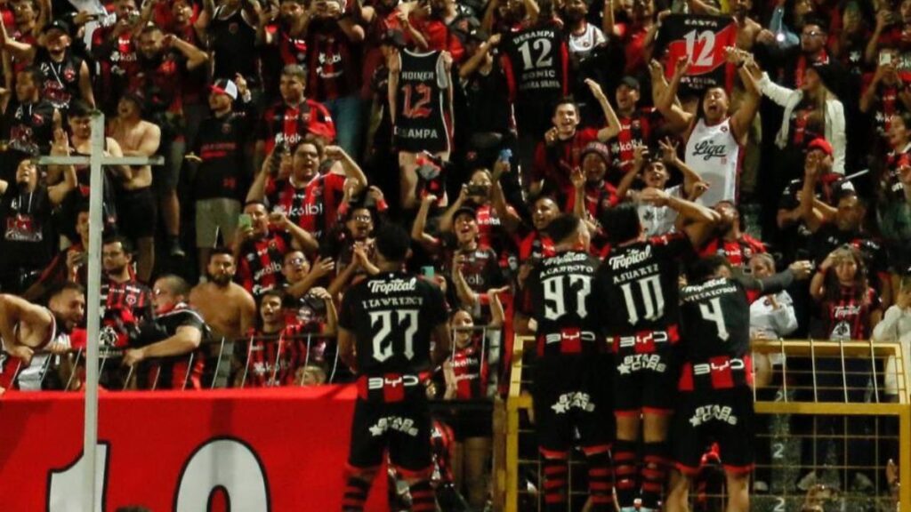 Alajuelense, el mejor de Centroamérica | @ldacr