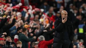 El polémico gesto de Pep Guardiola para la afición del Liverpool tras los cánticos en su contra