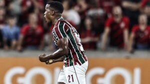 Jhon Arias denuncia amenazas en medio del mal momento que vive Fluminense