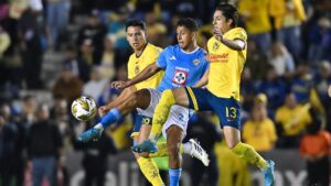 Luis Romo se muestra autocrítico por el duelo ante el América y agradece el apoyo de la afición