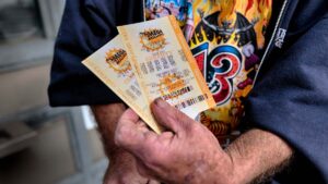 Ganador de los 1,220 millones de dólares de la lotería Mega Millions es de California