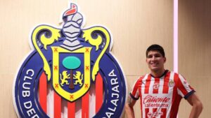 Chivas confirma a Miguel Tapias como el primer refuerzo del Rebaño