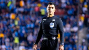 Roberto García Orozco da por bueno el arbitraje de Adonai Escobedo en el Cruz Azul vs América de semifinales