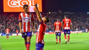 ¡La fortaleza Lastras! San Luis derrota a Rayados y se lleva la mínima ventaja a Monterrey