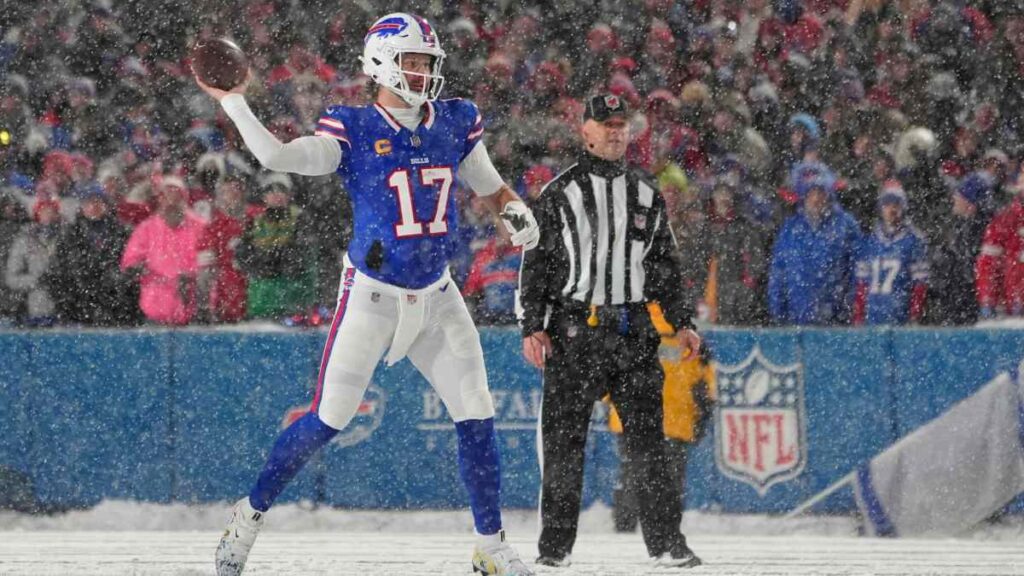 Un magistral Josh Allen lleva a Bills a playoffs tras apalear a 49ers en medio de una tormenta de nieve