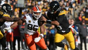 Steelers derrotan a los Browns sin sufrir y consiguen la décima victoria de la temporada