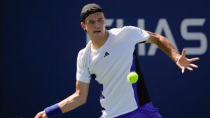 Jakub Mensik recibe premio al novato del año ATP y Michael Russell al mejor entrenador