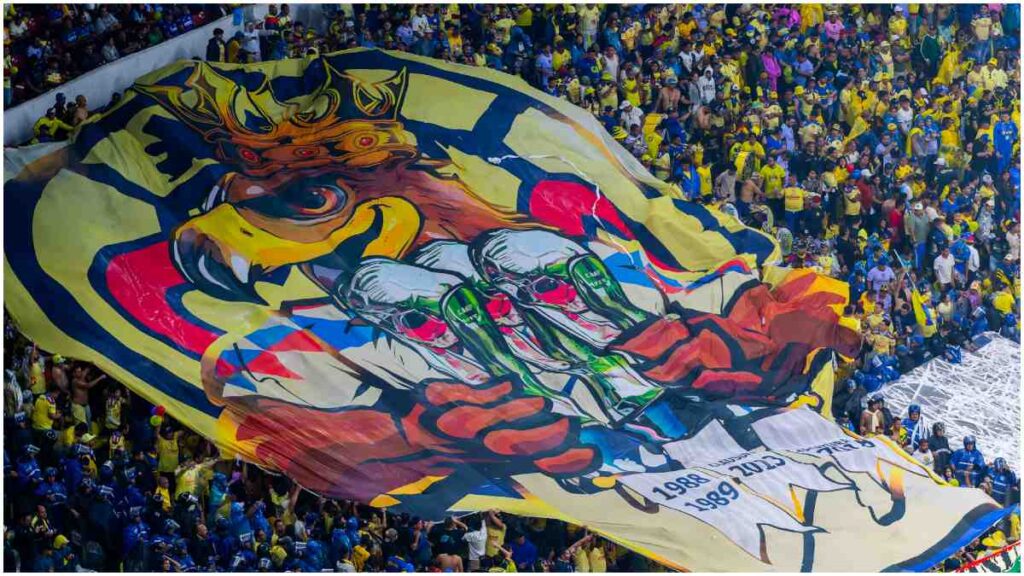 Tifo del América en el Estadio Azteca | Imago7