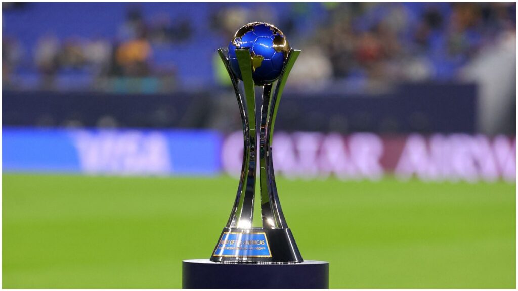 Trofeo de la Copa Intercontinental de la FIFA | Reuters